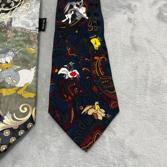 Vintage Disney Looney Tunes Ties Mens Daffy Duck Tweetie Bugs Bunny Lot of 2 - Picture 6 of 12